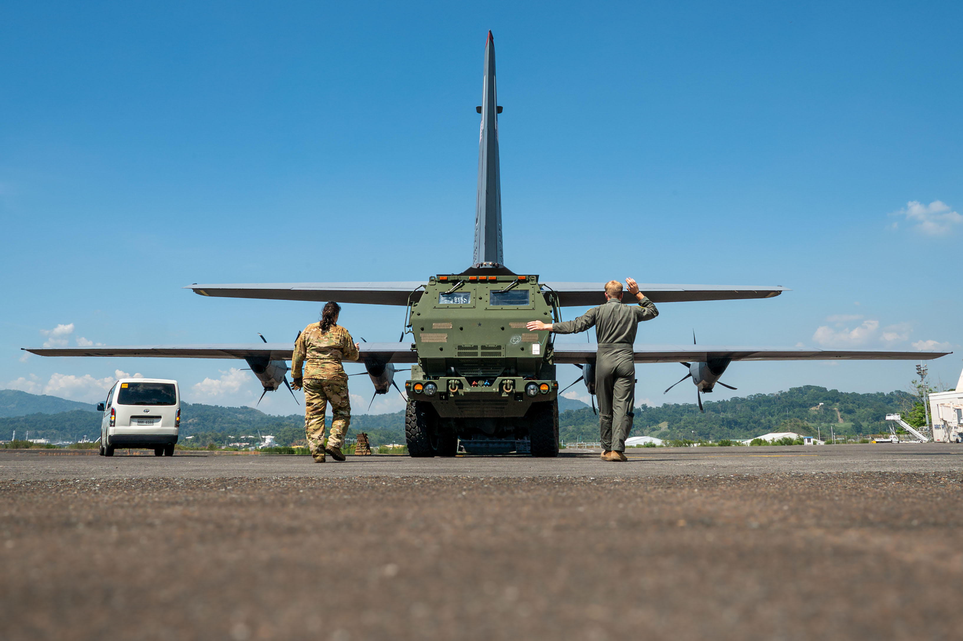 374 AW dispatches airlift support for USARPAC operations in Philippines 
